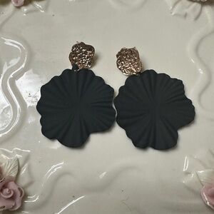 Elegant Black and Gold Floral Earrings